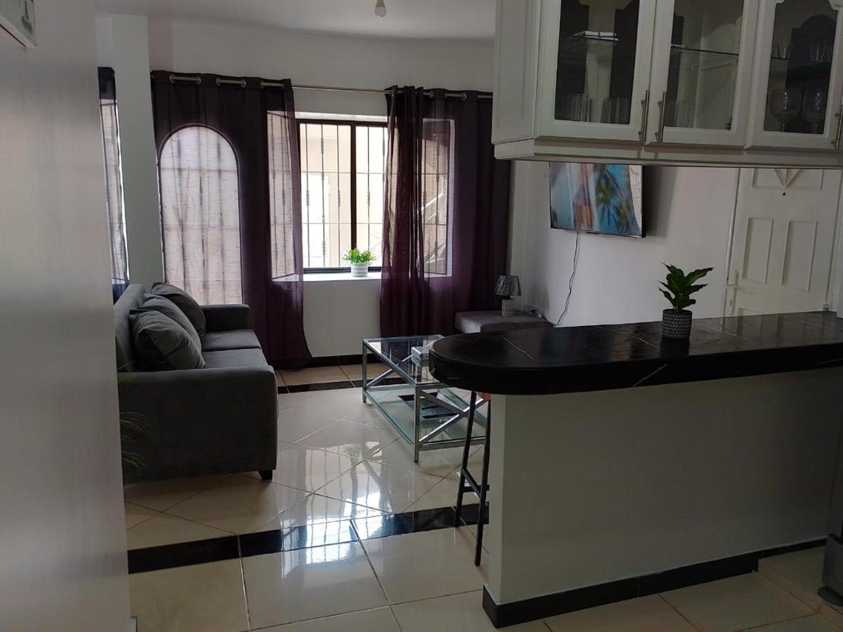 Comfortable 3-Bedroom Apartment, Close To The American Consulate Guayaquil Extérieur photo